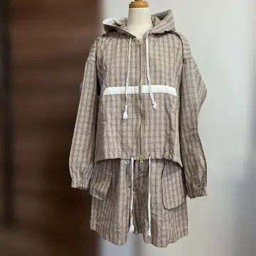 미착용 새상품급! 레프챈들 브라운 계열 체크 후드 부착 셋업