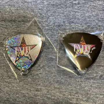 B'z UNITE 가챠 피크 피크 배지 한정판