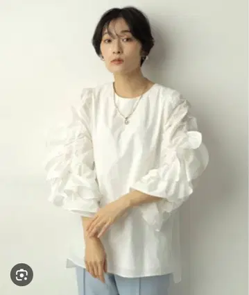 cadune 꽃잎 블라우스 화이트 38 프릴 상의 카듀네