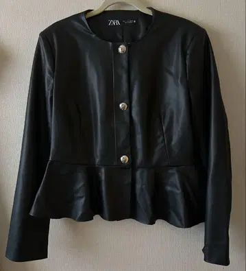 ZARA 노카라 자켓 인조 가죽