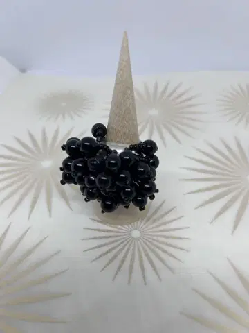 SALVIATI 블랙 비즈 반지