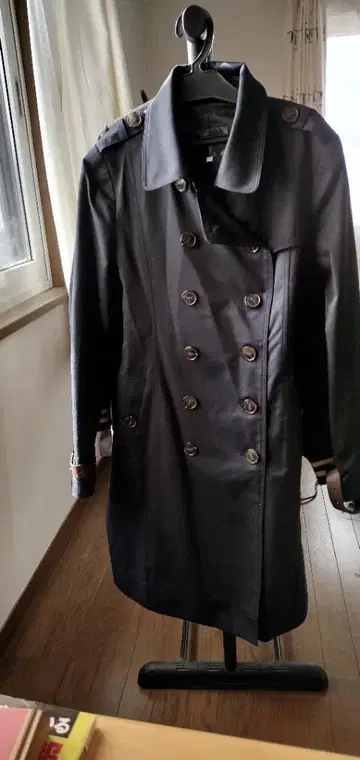 블랙 더블 브레스트 트렌치코트 CLICK&FUNNY 블랙 코트 한국