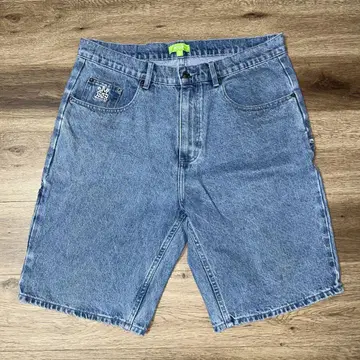 HUF 데님 숏 팬츠
