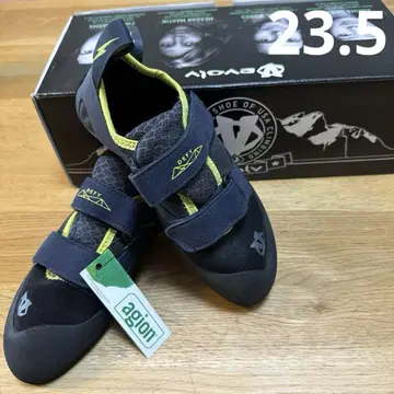 SALE**이볼브 디파이 블랙 23.5 새상품