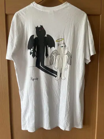 Ripndip 섀도우 프렌드 단추 없는 반팔 티셔츠