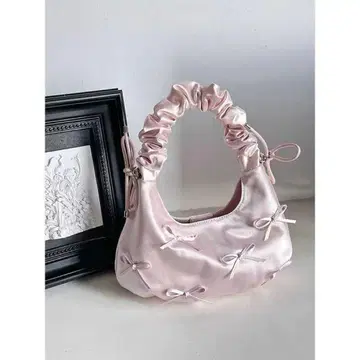 핑크 새틴 핸드백 리본 포함