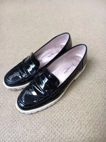 긴자 카네마츠 아쿠아벨 맑고 비 오는 날용 24.5cm 로퍼