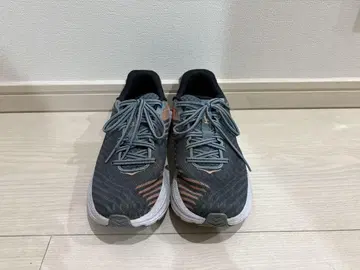 HOKA 러닝화 24.5cm