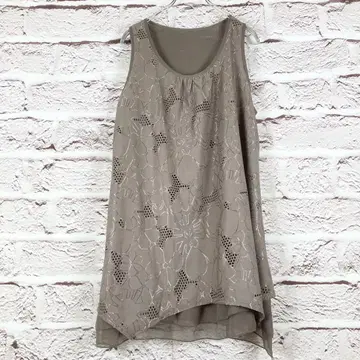 r167 INNOCENTE 꽃무늬 레이스 슬리브리스 튜닉 베이지