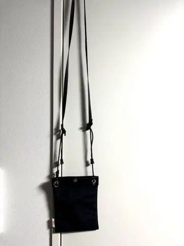 Nunc Nylon Sacoche 넵크 나일론 사코슈