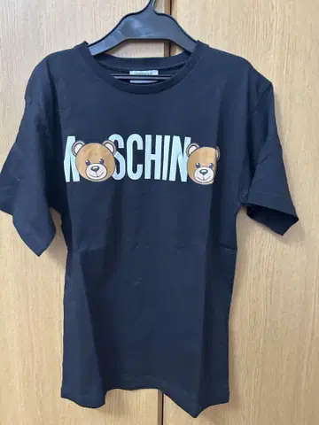 모스키노 티셔츠