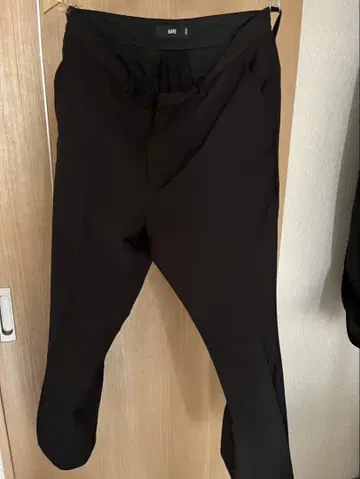 HARE 블랙 슬랙스 S 사이즈