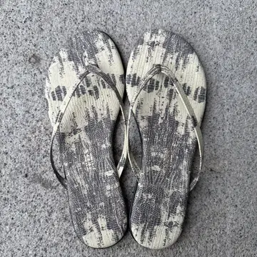 TKEES 플립플랍 EUR 37