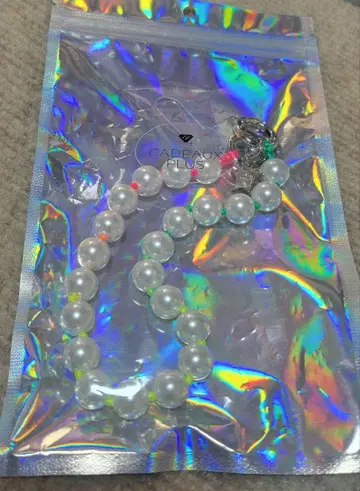CADEAUX 카도 펄 폰 스트랩