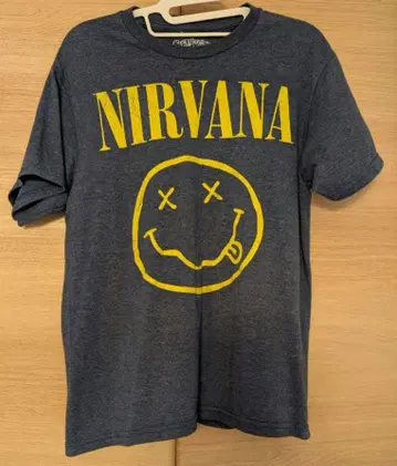 미사용 NIRVANA 스마일 로고 티셔츠 닐바나