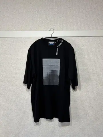 MAISON SPECIAL 티셔츠