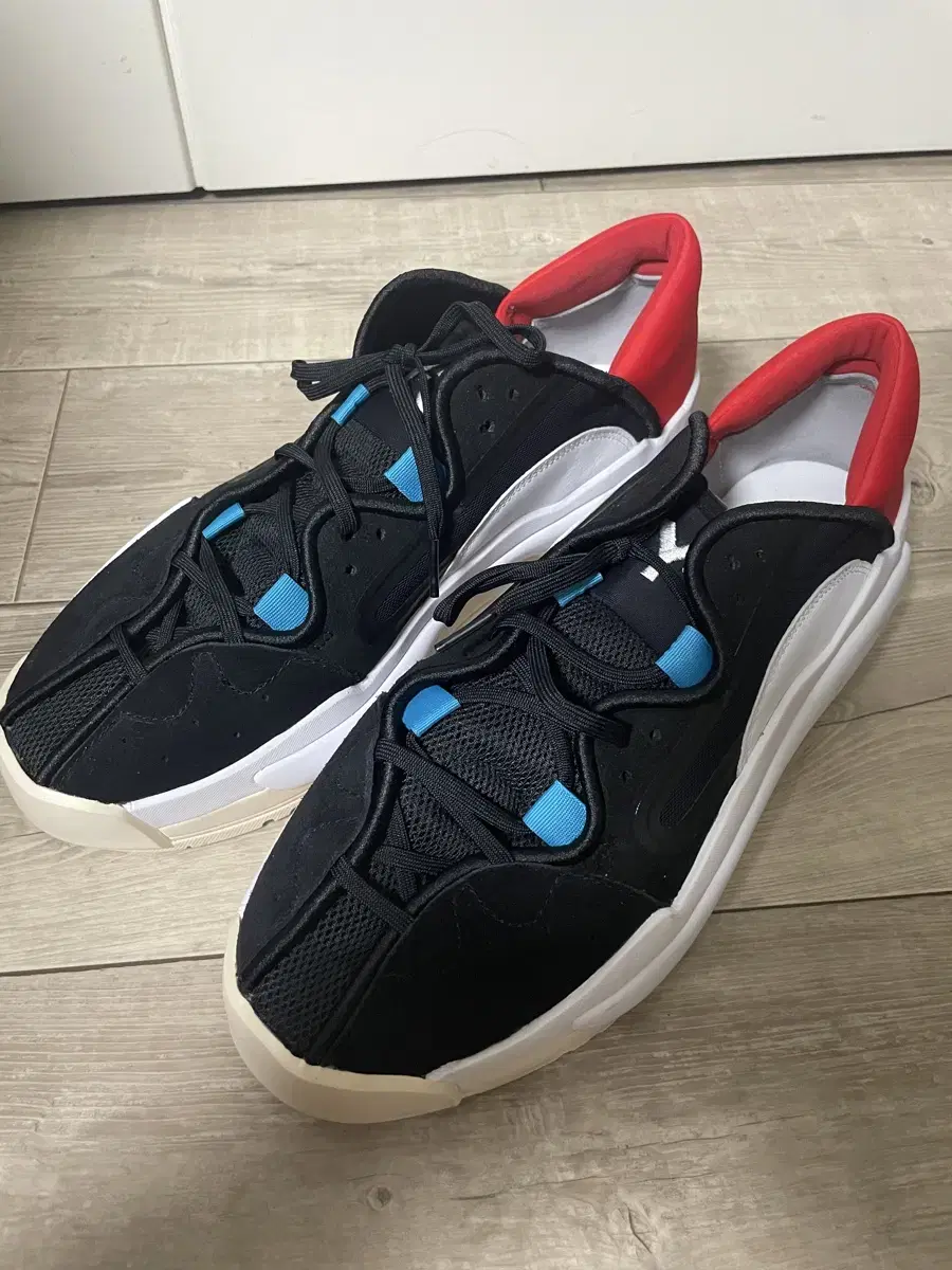 Y-3 Hokori Black/Red Size 285