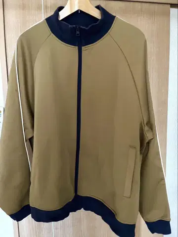 트랙 자켓