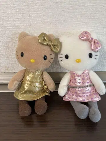 레어템 헬로키티 봉제 인형 세트 약 30년 전의 상품입니다 자택 보관품