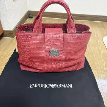 엠포리오 아르마니 ARMANI 크로커다일 스타일 레드 핸드백