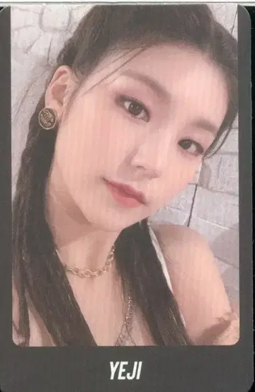 ITZY YEJI 트레이딩 카드