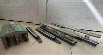 N 게이지 섬식 홈 역 차고 기관차 차고