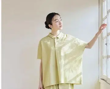 새상품급 타카시마 치지미 와이드 셔츠 라벤더색