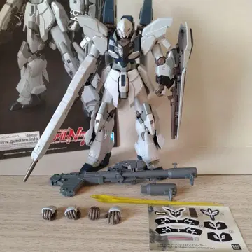 HG 1/144 시난주 슈타인 조립 완료 정크 제품