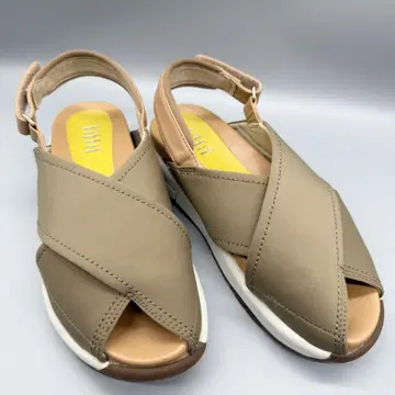 컨디션 최상 핏핏 샌들 백 스트랩 M