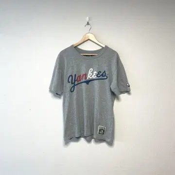 양키스 맥대디 콜라보 티셔츠 M 사이즈