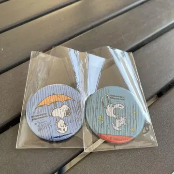 스누피 뮤지엄 캔뱃지 2개 세트