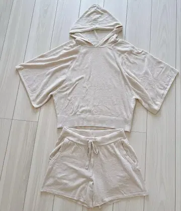 BAREFOOT DREAMS 론 헤르만 룸웨어 셋업 XS