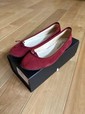 레페토 빨간색 스웨이드 발레 슈즈 38(24cm)
