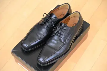 [중고] VERO CUOIO 블랙 가죽 드레스 신발