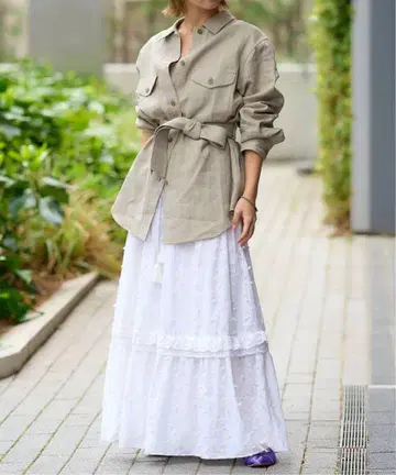 이에나 라부크 자수 티어드 스커트