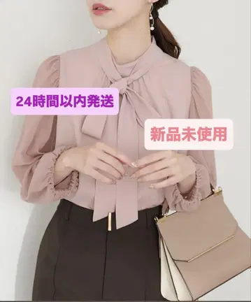 natural couture 이소재 사용 고급스러운 보타이 블라우스