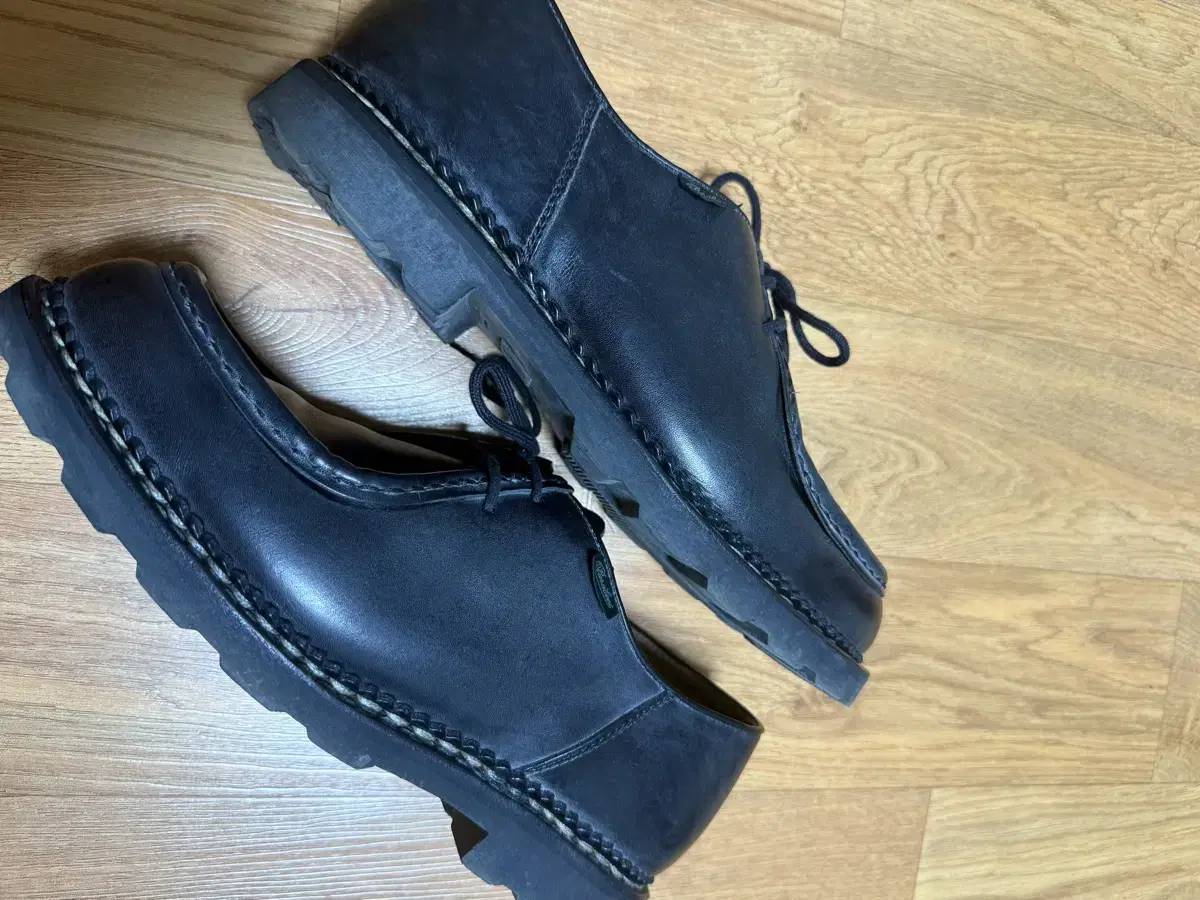 [43] Paraboot Michael Black