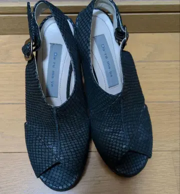 새상품급 슬링백 샌들 블랙 23cm