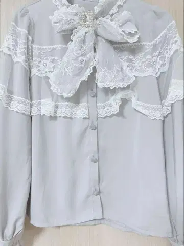 로지타 블라우스