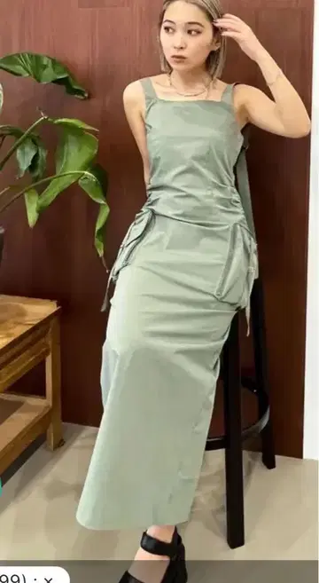 emoda 드로우 스트링 나일론 맥시 원피스 카키