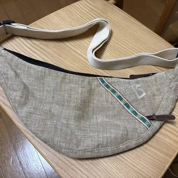 루스이슨 브라 숄더백
