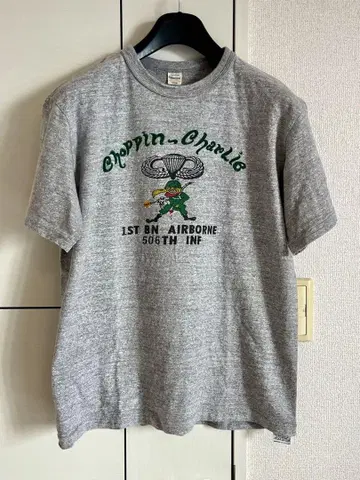 웨어하우스 Lot 4601 프린트 T CHOPPIN-CHARLIE