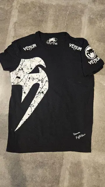 venum 티셔츠