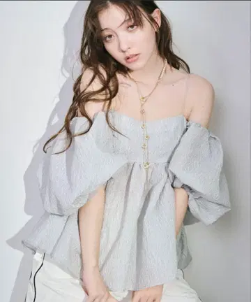 릴리 브라운 3way 자카드 페플럼 뷔스티에 미사용품