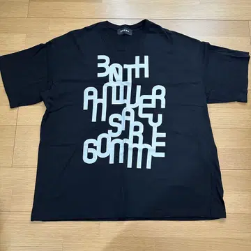 gomme 블랙 그래픽 티셔츠