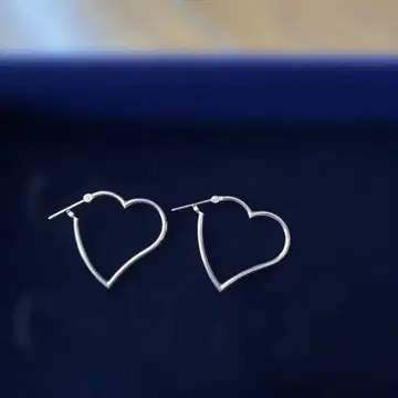 하트형 후프 귀걸이 쿠미쿄쿠