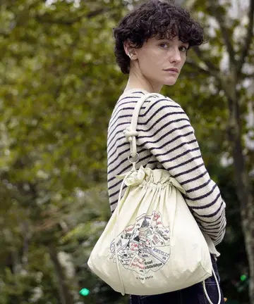 qbag 백 크림색