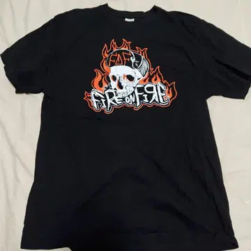 FIRE ON FIRE 티셔츠 XL