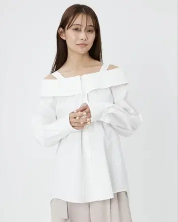 FRAY I.D 프레이 아이디 셔츠 디자인 오프숄더 블라우스