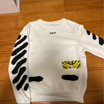 OFF-WHITE 스플래터 프린트 맨투맨